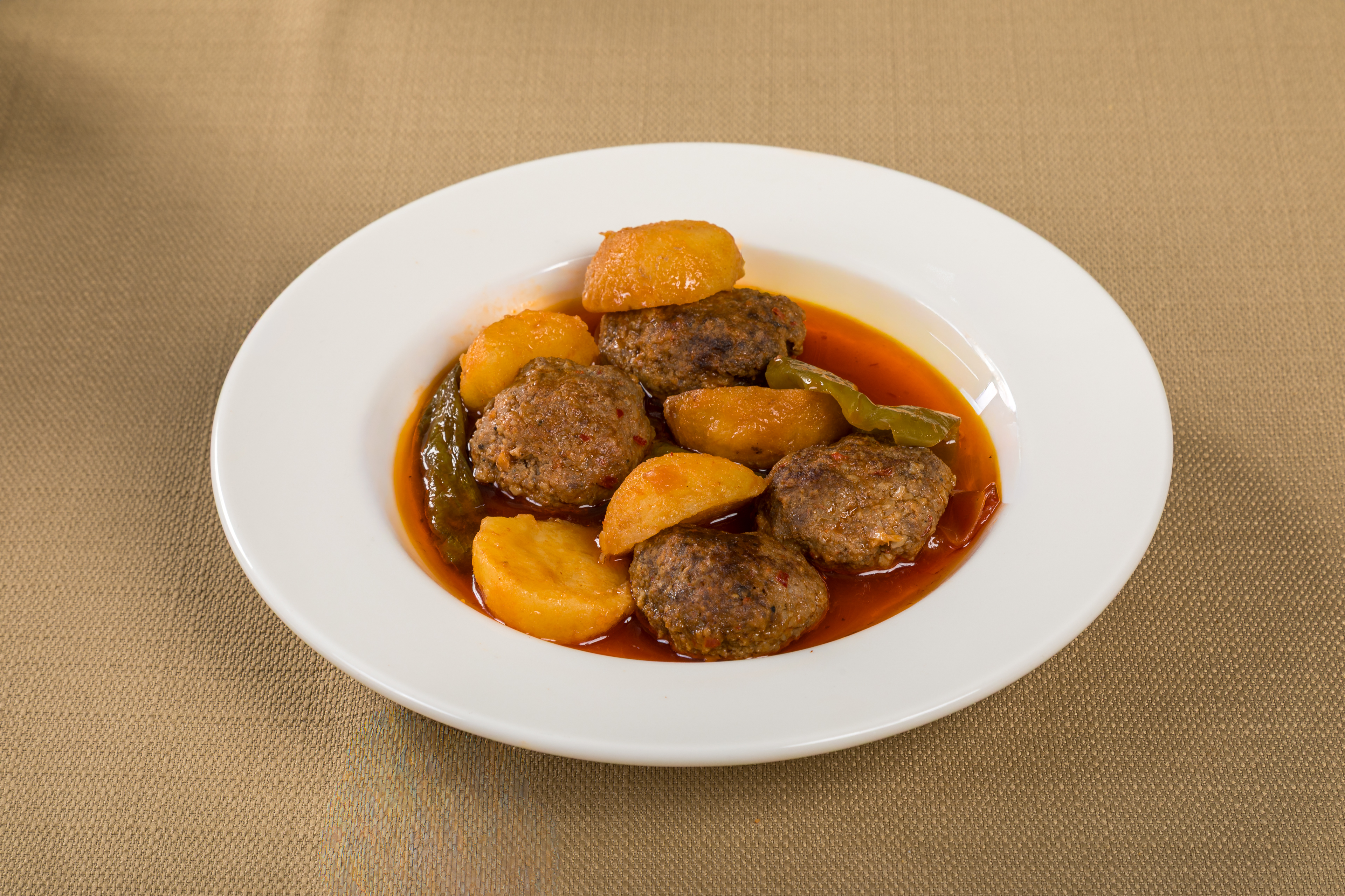 AMBER İzmir Köfte